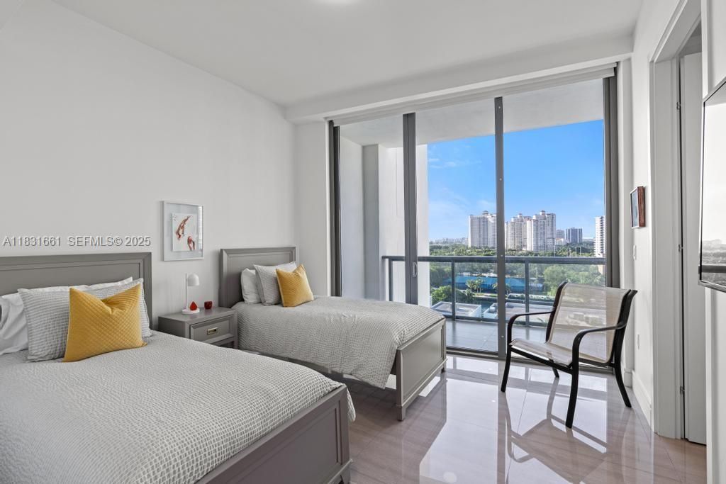 待售: $1,790,000 (3 贝兹, 4 浴室, 2275 平方英尺)