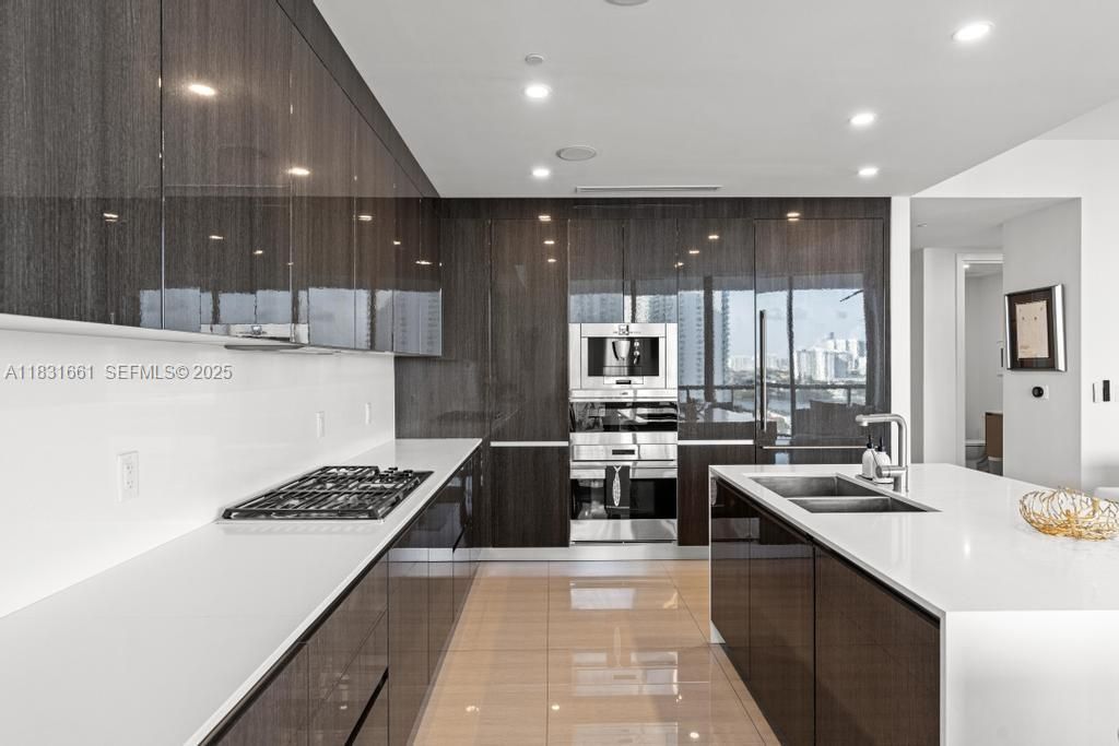 待售: $1,790,000 (3 贝兹, 4 浴室, 2275 平方英尺)