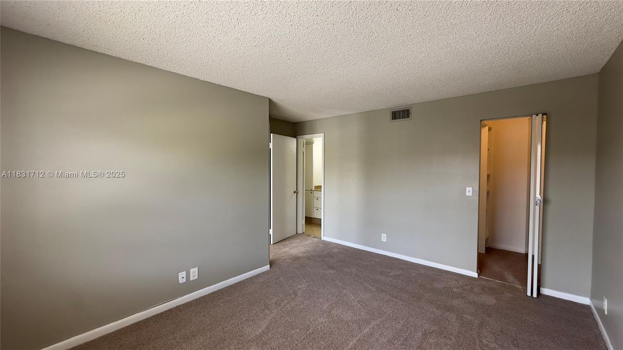 Vendido Recientemente: $179,999 (1 camas, 1 baños, 746 Pies cuadrados)