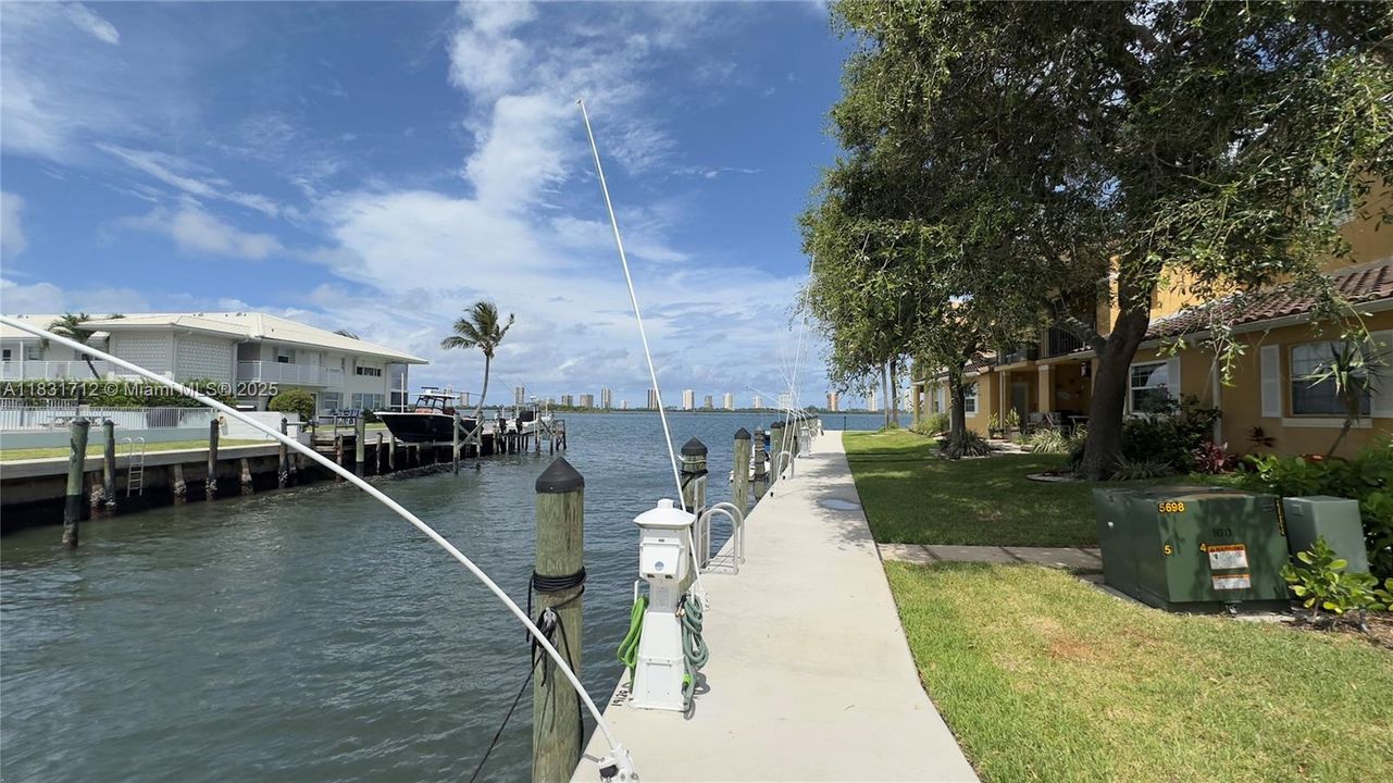 Vendido Recientemente: $179,999 (1 camas, 1 baños, 746 Pies cuadrados)