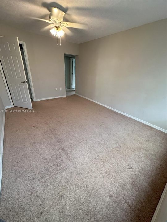 En Venta: $199,900 (2 camas, 2 baños, 1030 Pies cuadrados)