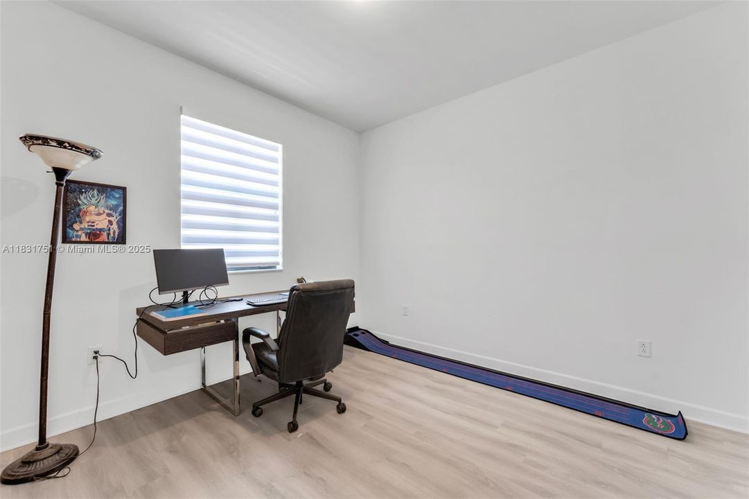 Недавно продано: $459,900 (3 спален, 2 ванн, 1832 Квадратных фут)