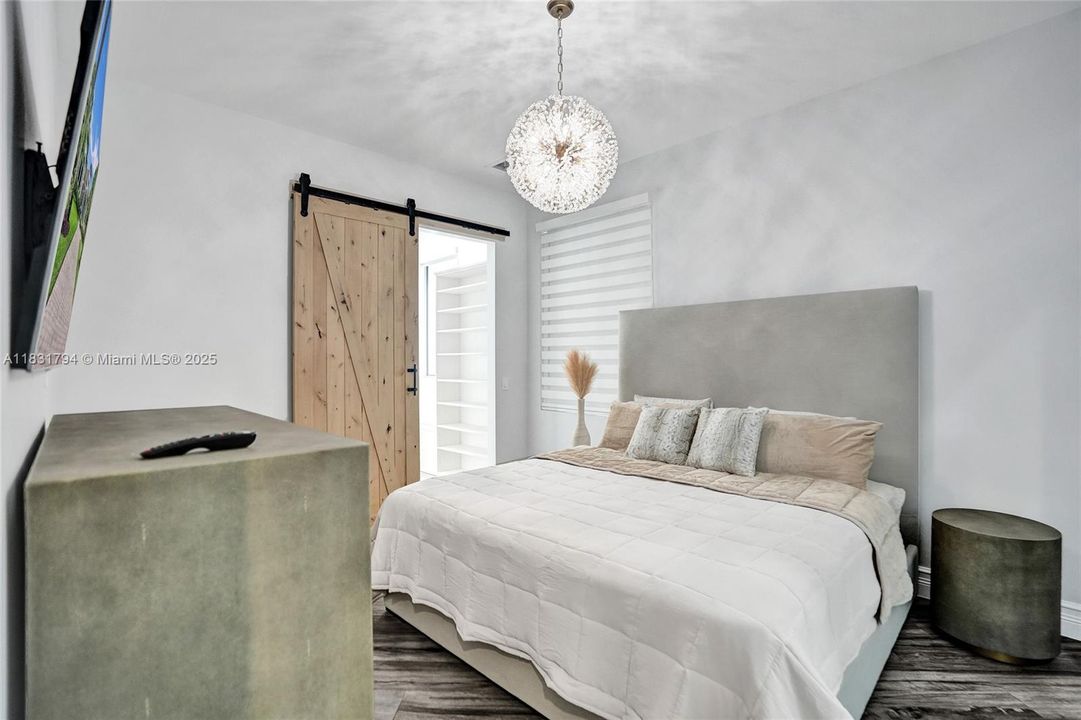 En Venta: $2,950,000 (5 camas, 5 baños, 4426 Pies cuadrados)