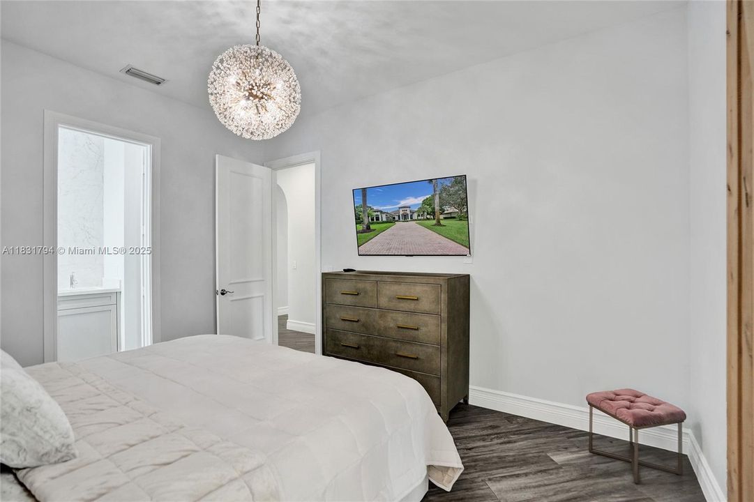 En Venta: $2,950,000 (5 camas, 5 baños, 4426 Pies cuadrados)