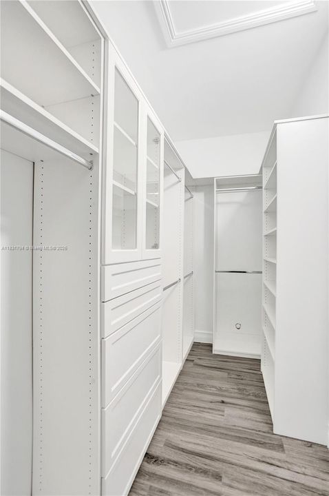 En Venta: $2,950,000 (5 camas, 5 baños, 4426 Pies cuadrados)