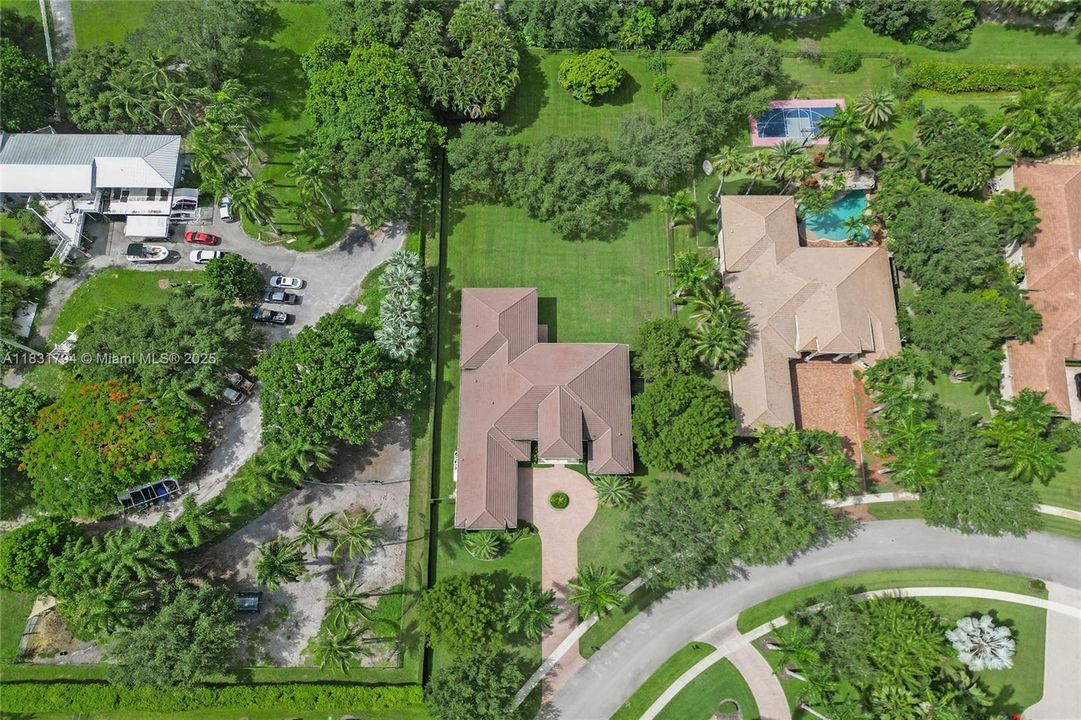 En Venta: $2,950,000 (5 camas, 5 baños, 4426 Pies cuadrados)