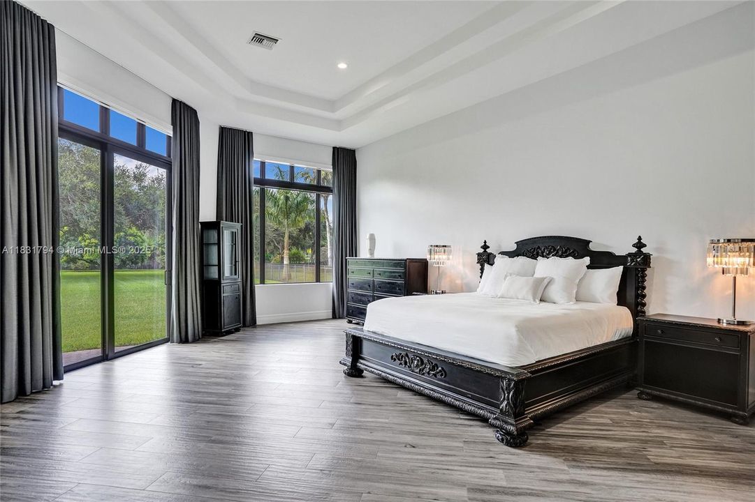 En Venta: $2,950,000 (5 camas, 5 baños, 4426 Pies cuadrados)