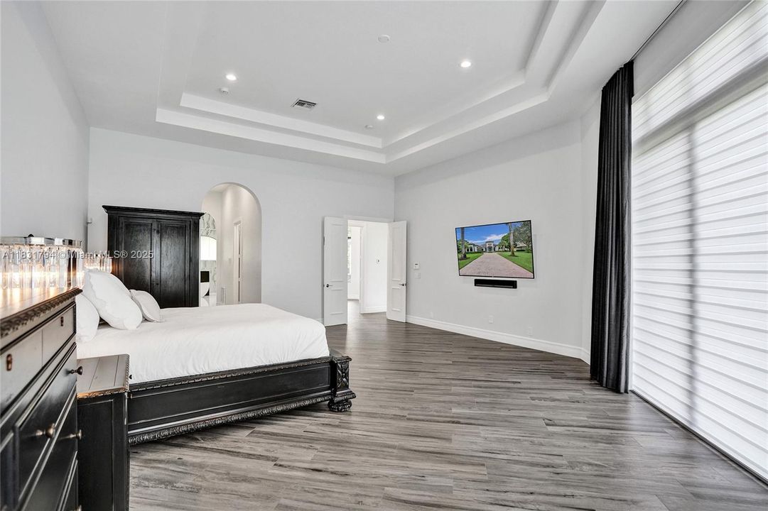 En Venta: $2,950,000 (5 camas, 5 baños, 4426 Pies cuadrados)