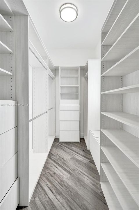 En Venta: $2,950,000 (5 camas, 5 baños, 4426 Pies cuadrados)