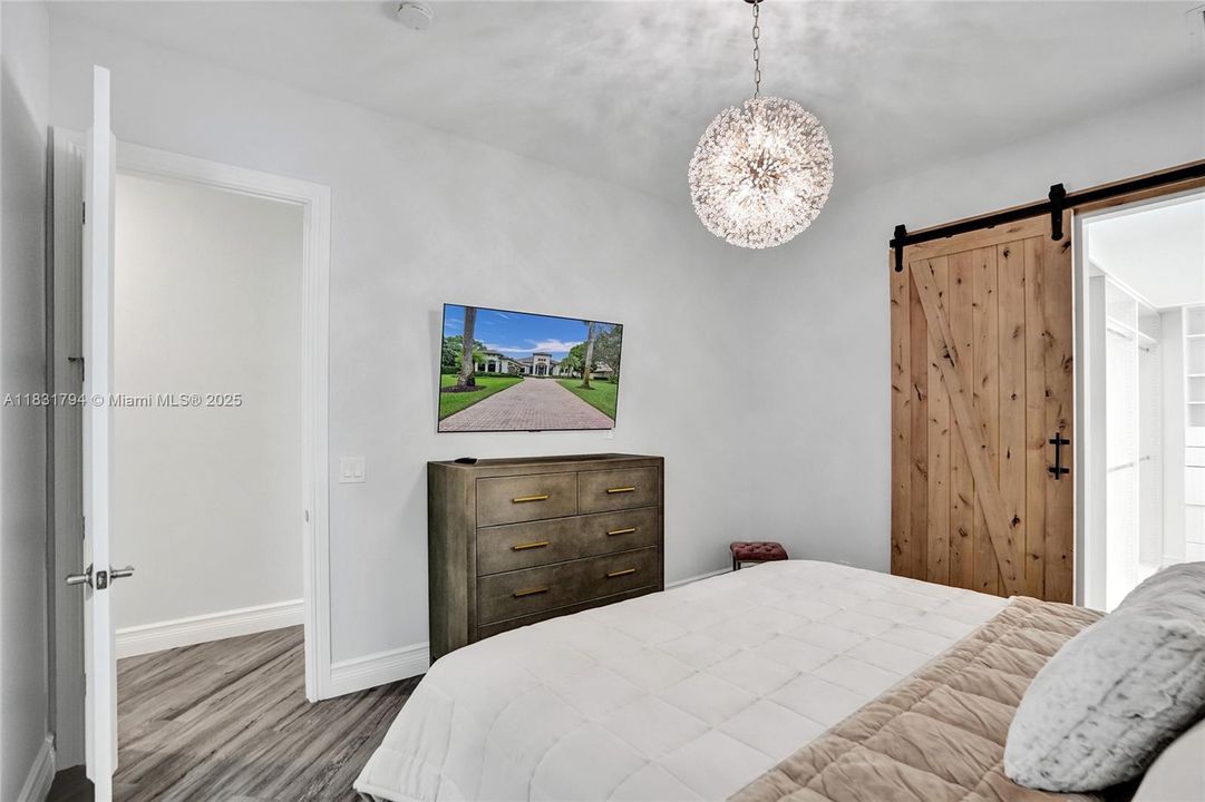 En Venta: $2,950,000 (5 camas, 5 baños, 4426 Pies cuadrados)