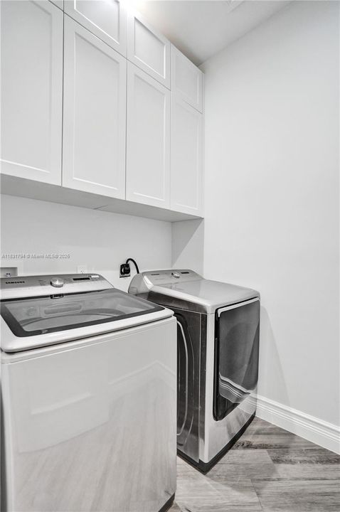 En Venta: $2,950,000 (5 camas, 5 baños, 4426 Pies cuadrados)