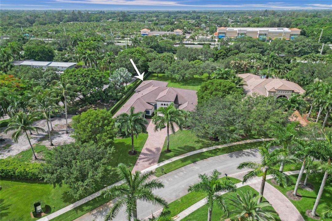 En Venta: $2,950,000 (5 camas, 5 baños, 4426 Pies cuadrados)