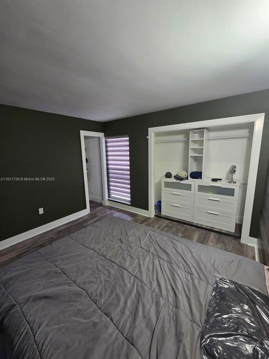 For Sale: $385,000 (2 beds, 1 baths, 1140 Square Feet)