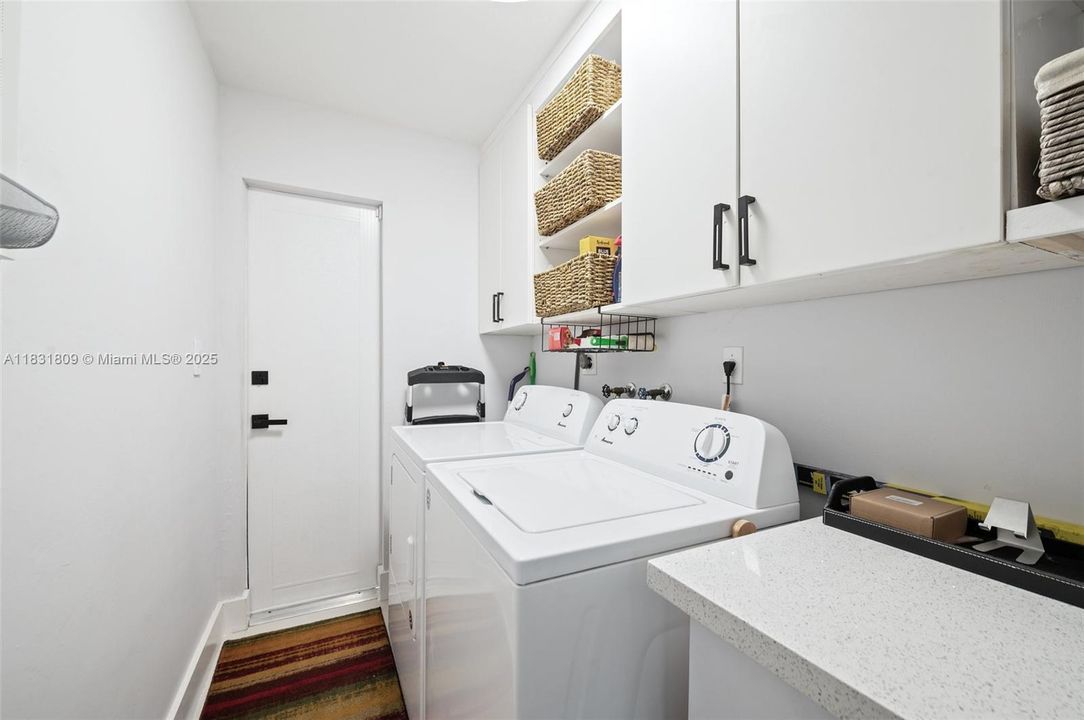 For Sale: $1,475,000 (4 beds, 3 baths, 2596 Square Feet)