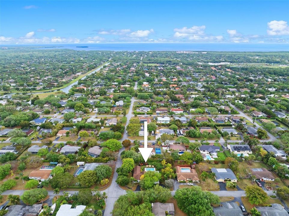 For Sale: $1,475,000 (4 beds, 3 baths, 2596 Square Feet)