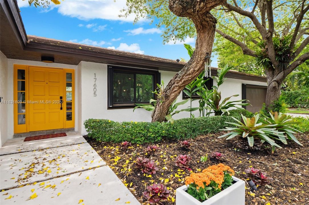 For Sale: $1,475,000 (4 beds, 3 baths, 2596 Square Feet)