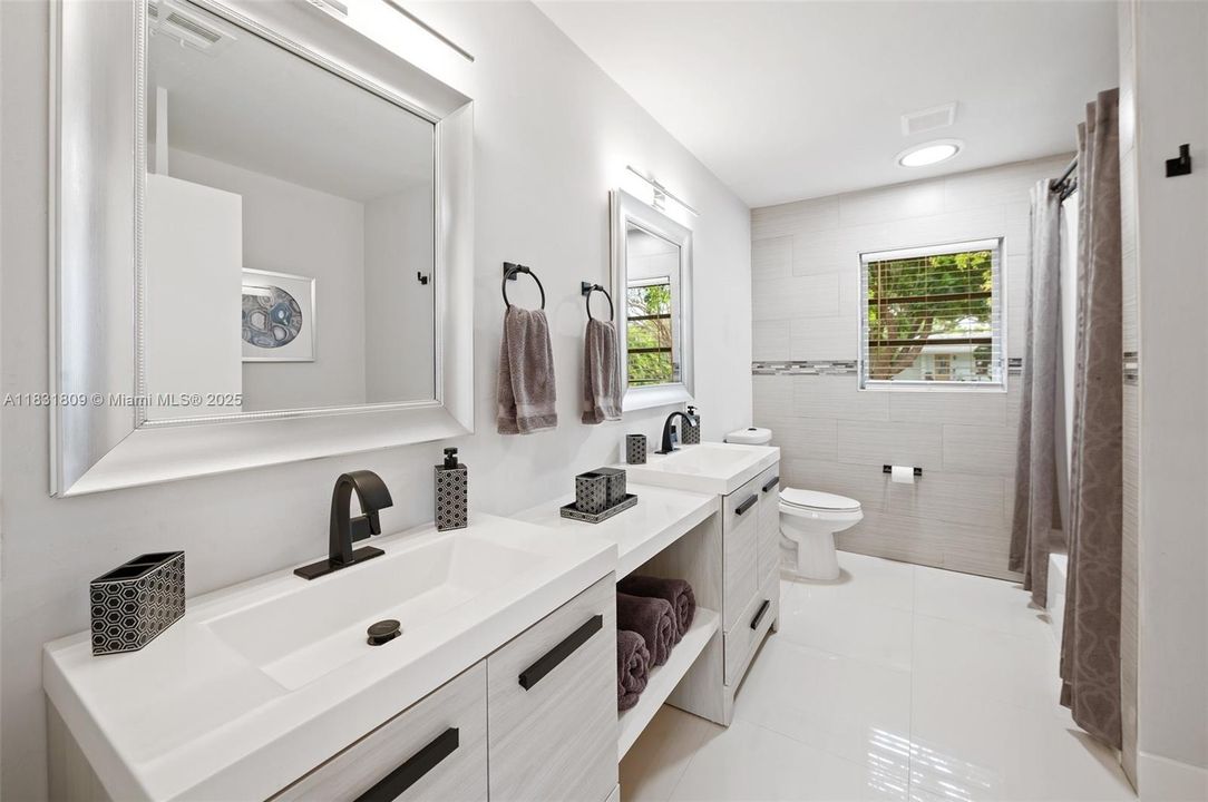 For Sale: $1,475,000 (4 beds, 3 baths, 2596 Square Feet)