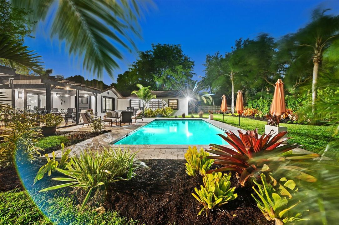 For Sale: $1,475,000 (4 beds, 3 baths, 2596 Square Feet)