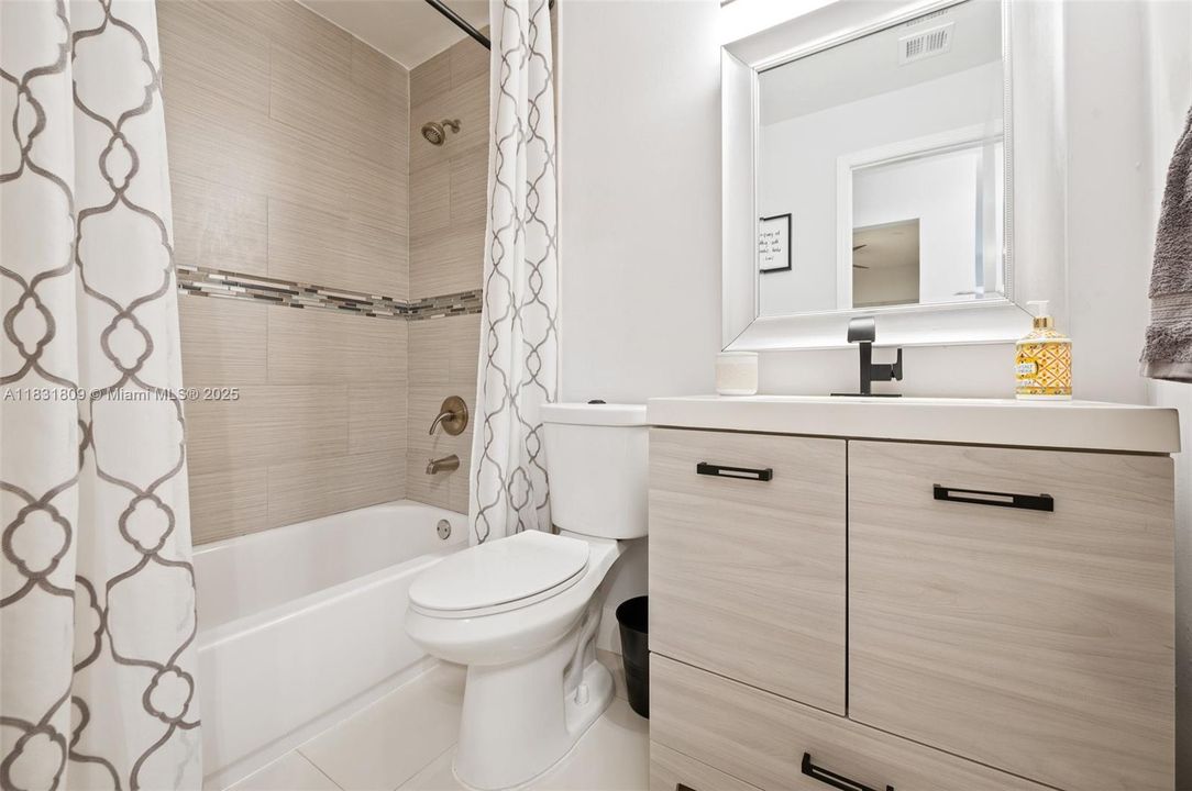 For Sale: $1,475,000 (4 beds, 3 baths, 2596 Square Feet)