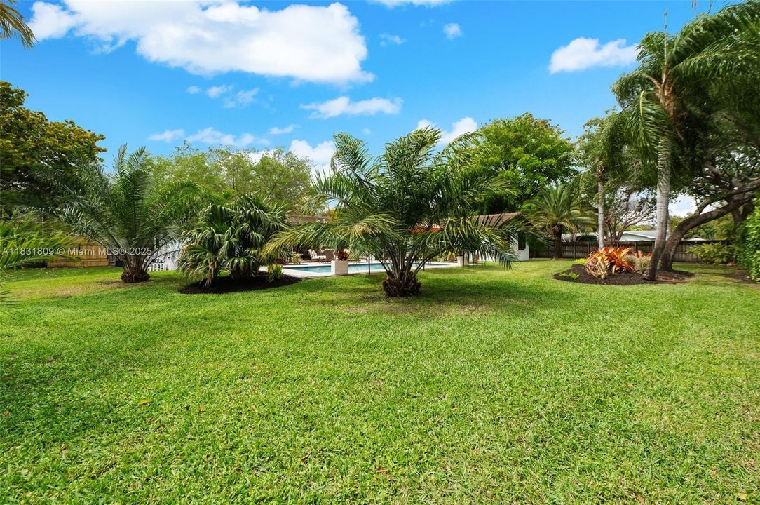 For Sale: $1,475,000 (4 beds, 3 baths, 2596 Square Feet)