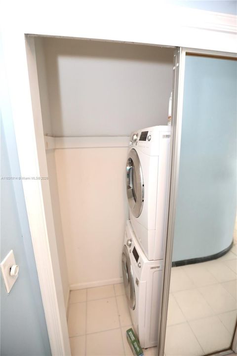 На продажу: $145,000 (1 спален, 1 ванн, 756 Квадратных фут)