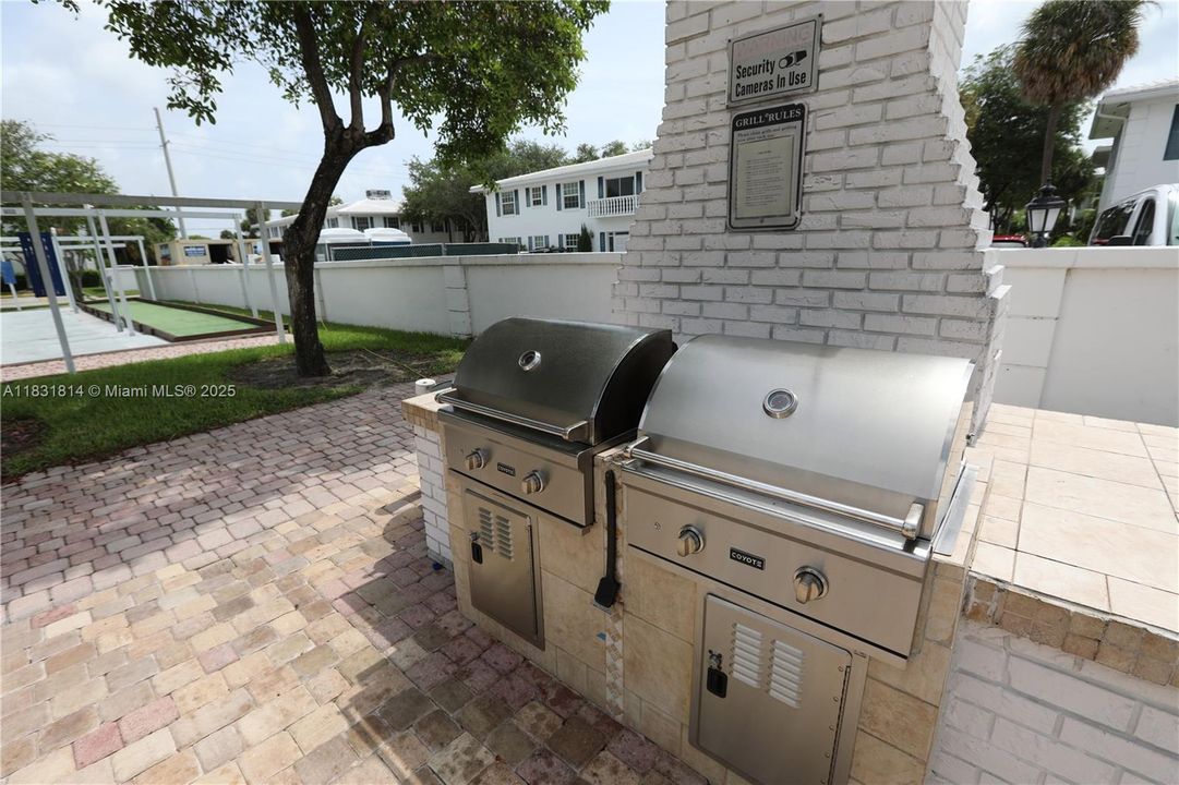 На продажу: $145,000 (1 спален, 1 ванн, 756 Квадратных фут)