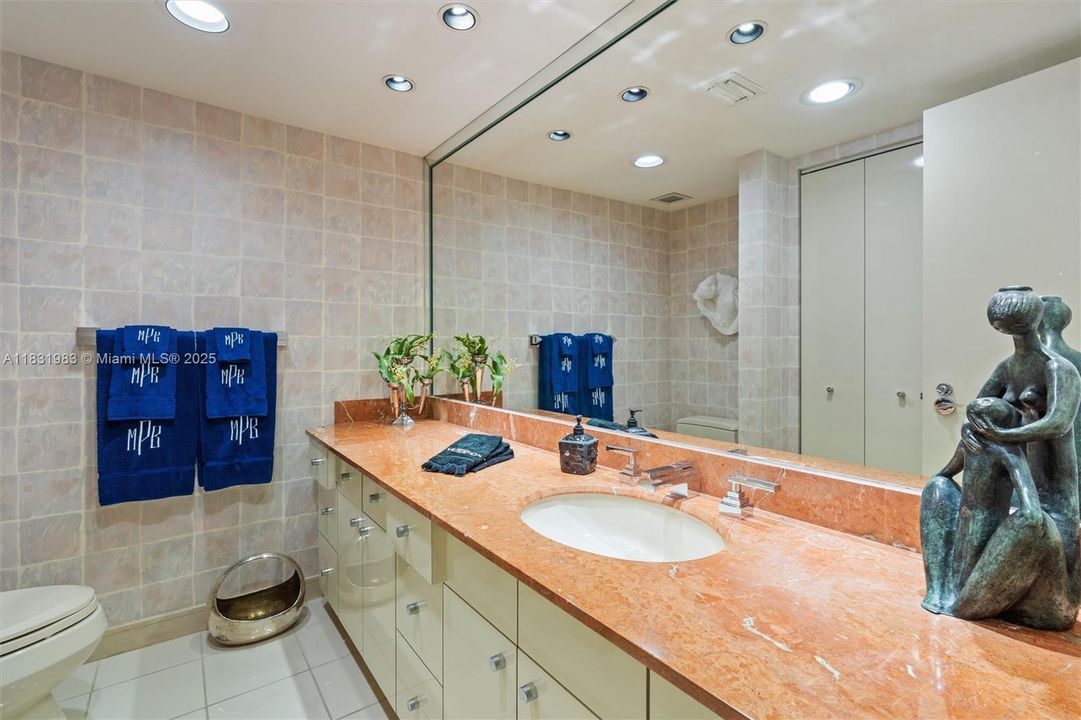 待售: $2,500,000 (4 贝兹, 3 浴室, 3644 平方英尺)