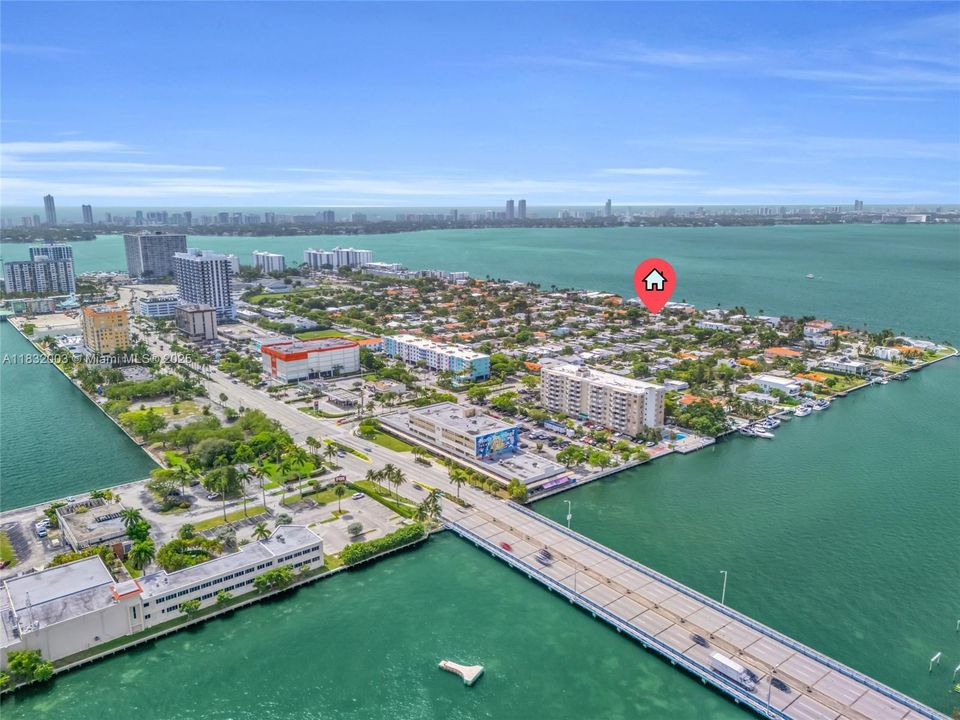 Recently Sold: $999,000 (3 beds, 2 baths, 1976 Square Feet)