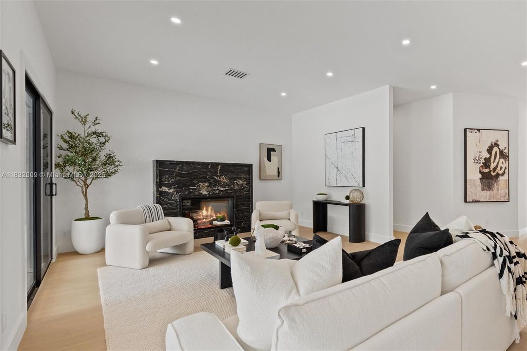 For Sale: $3,575,000 (4 beds, 4 baths, 4059 Square Feet)