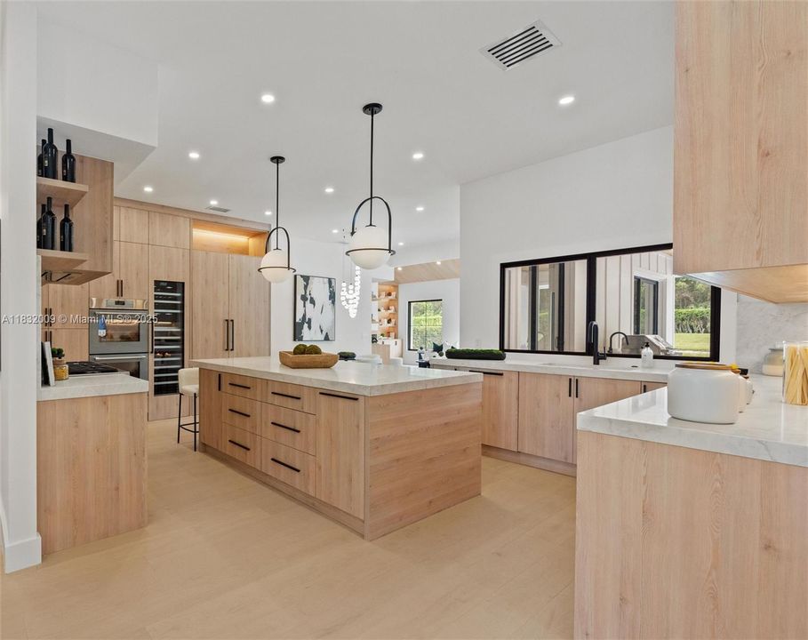 For Sale: $3,575,000 (4 beds, 4 baths, 4059 Square Feet)