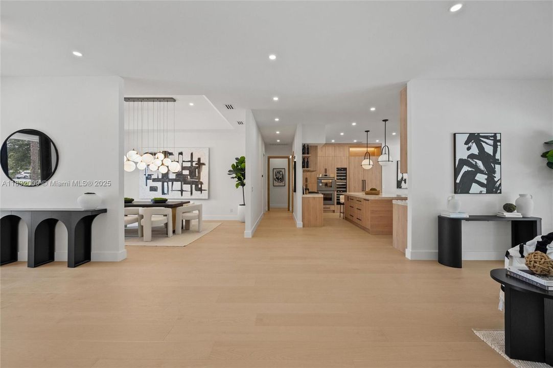 For Sale: $3,575,000 (4 beds, 4 baths, 4059 Square Feet)