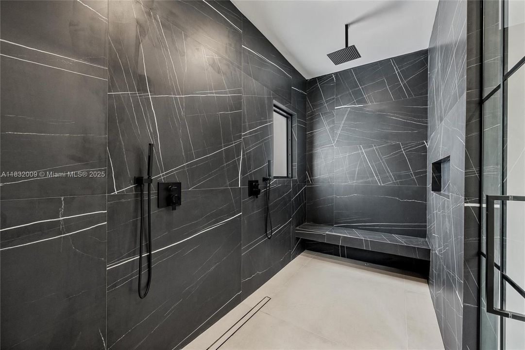 For Sale: $3,575,000 (4 beds, 4 baths, 4059 Square Feet)