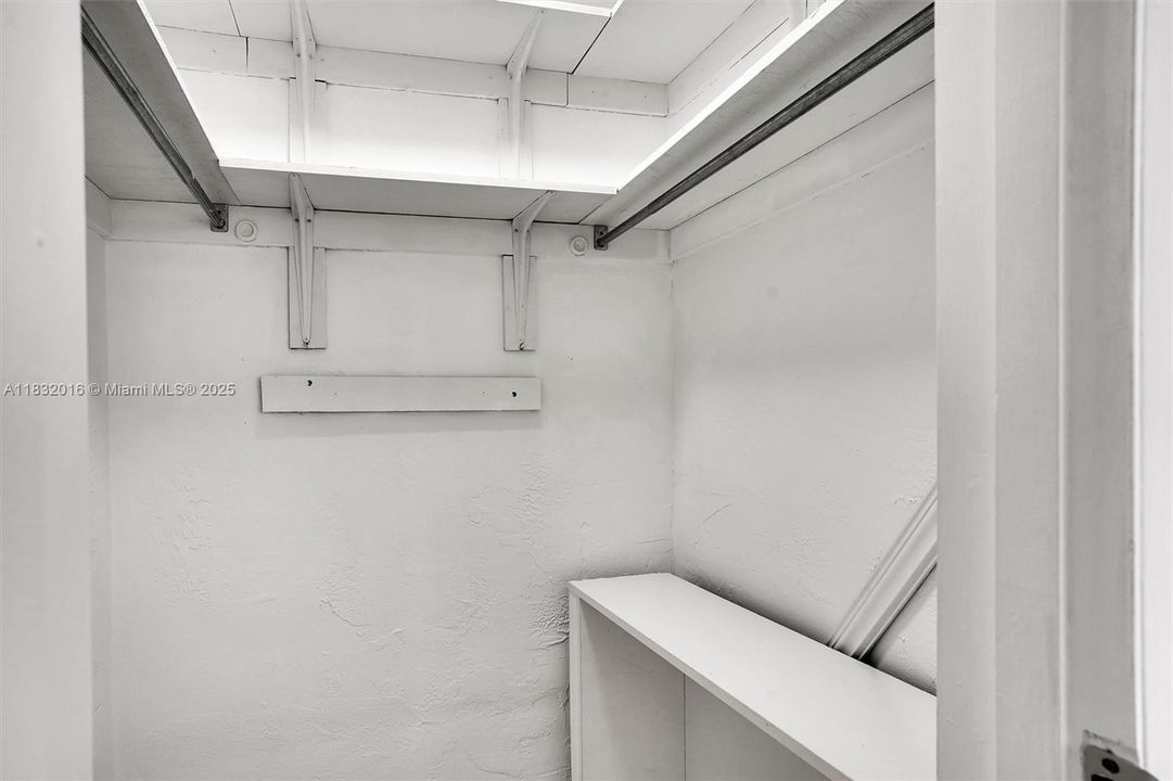 待售: $399,000 (3 贝兹, 2 浴室, 1150 平方英尺)