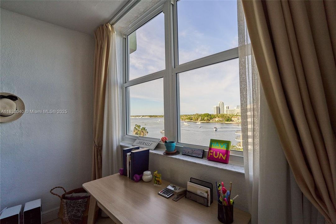 На продажу: $439,000 (1 спален, 1 ванн, 950 Квадратных фут)