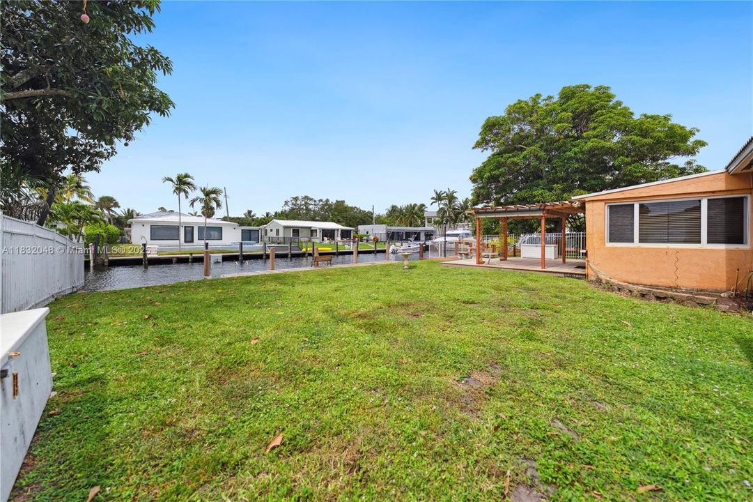 En Venta: $999,500 (2 camas, 1 baños, 1298 Pies cuadrados)