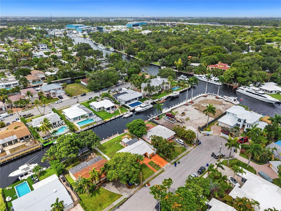En Venta: $999,500 (2 camas, 1 baños, 1298 Pies cuadrados)