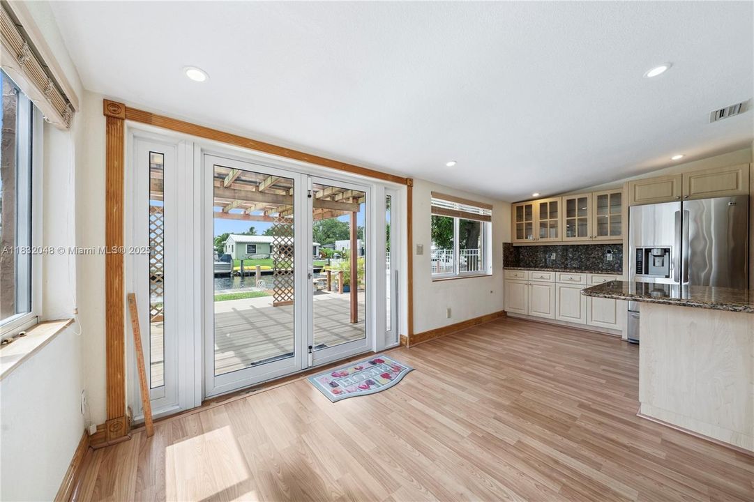 En Venta: $999,500 (2 camas, 1 baños, 1298 Pies cuadrados)