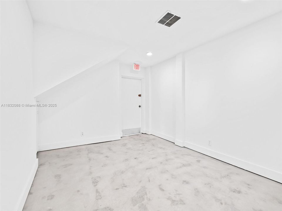 Recently Rented: $21 (0 beds, 0 baths, 0 Square Feet)