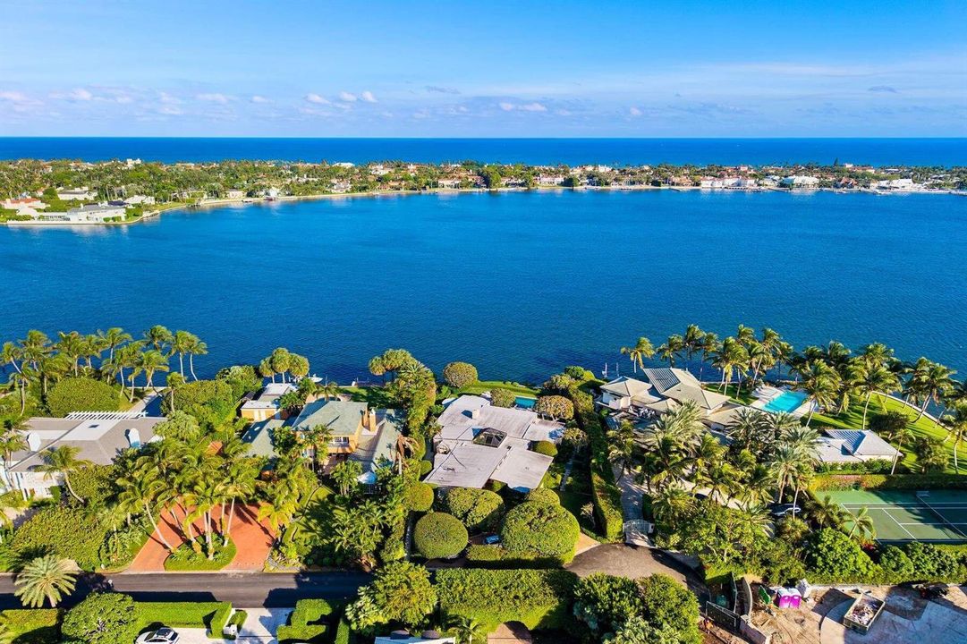 7HLDNG - 748 Island Drive(10)