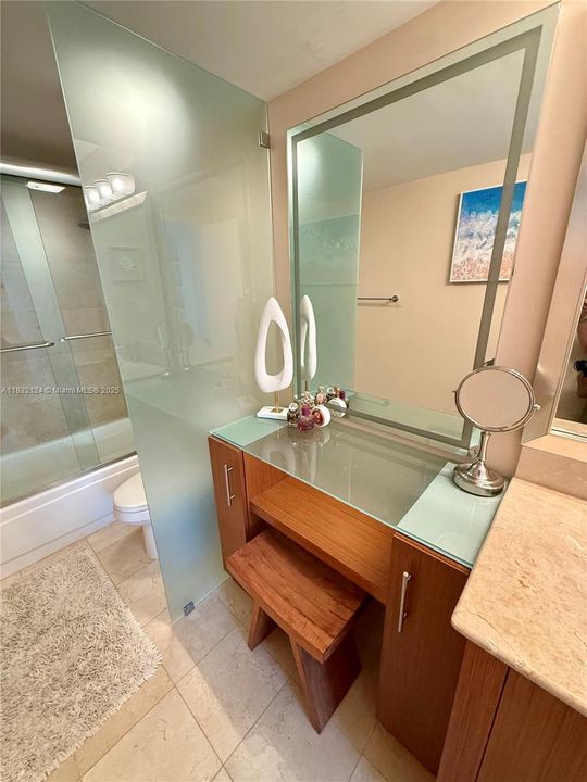 En Venta: $775,000 (1 camas, 1 baños, 896 Pies cuadrados)