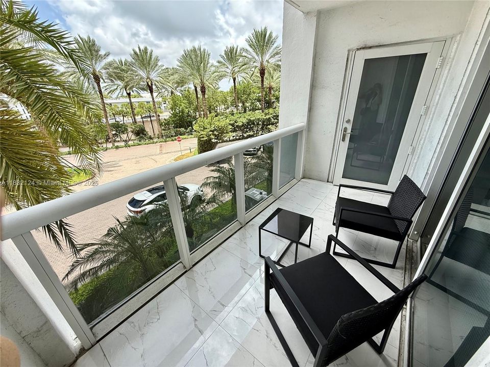 En Venta: $775,000 (1 camas, 1 baños, 896 Pies cuadrados)