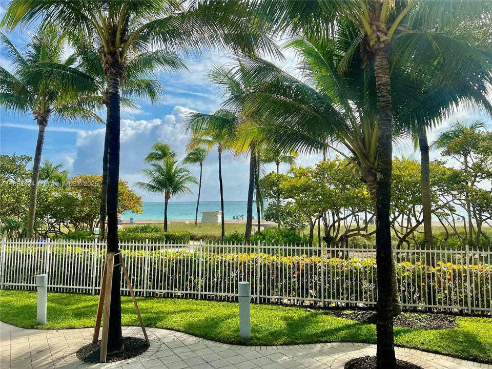 En Venta: $775,000 (1 camas, 1 baños, 896 Pies cuadrados)