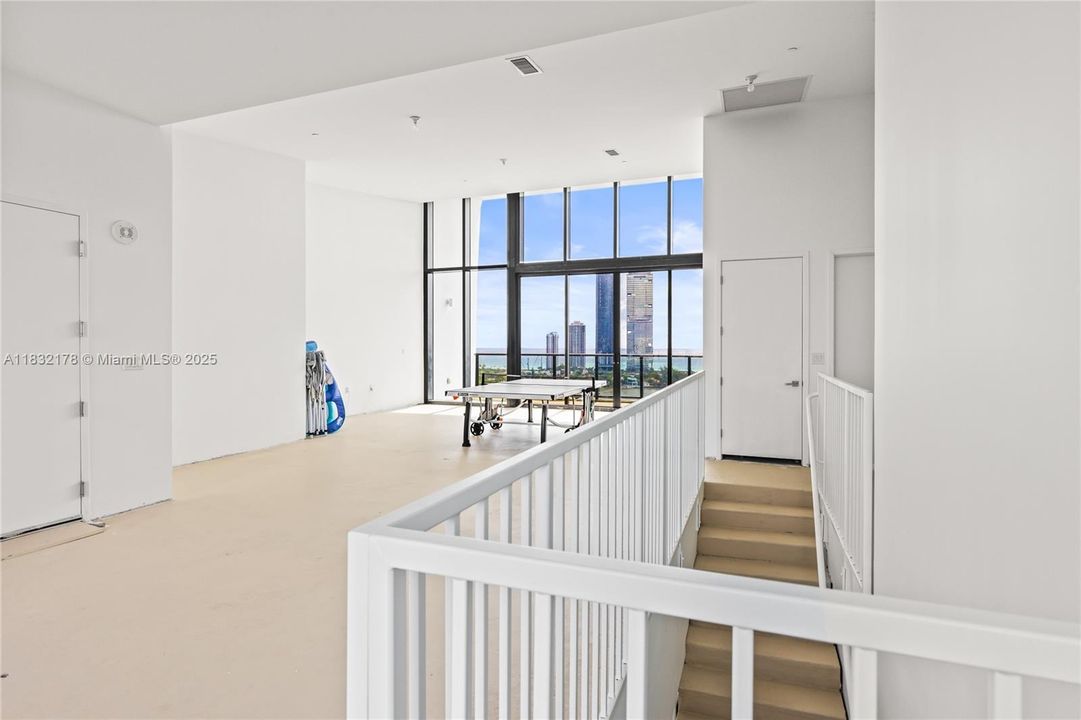 待售: $5,555,000 (5 贝兹, 6 浴室, 4417 平方英尺)