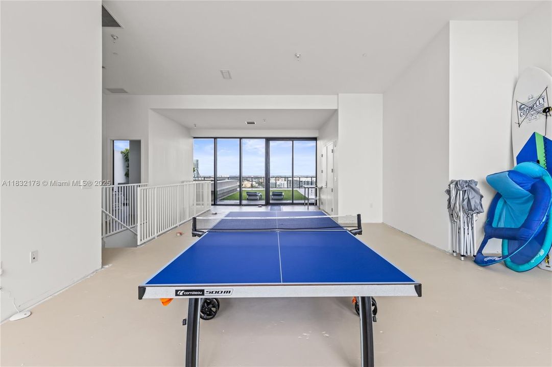 待售: $5,555,000 (5 贝兹, 6 浴室, 4417 平方英尺)