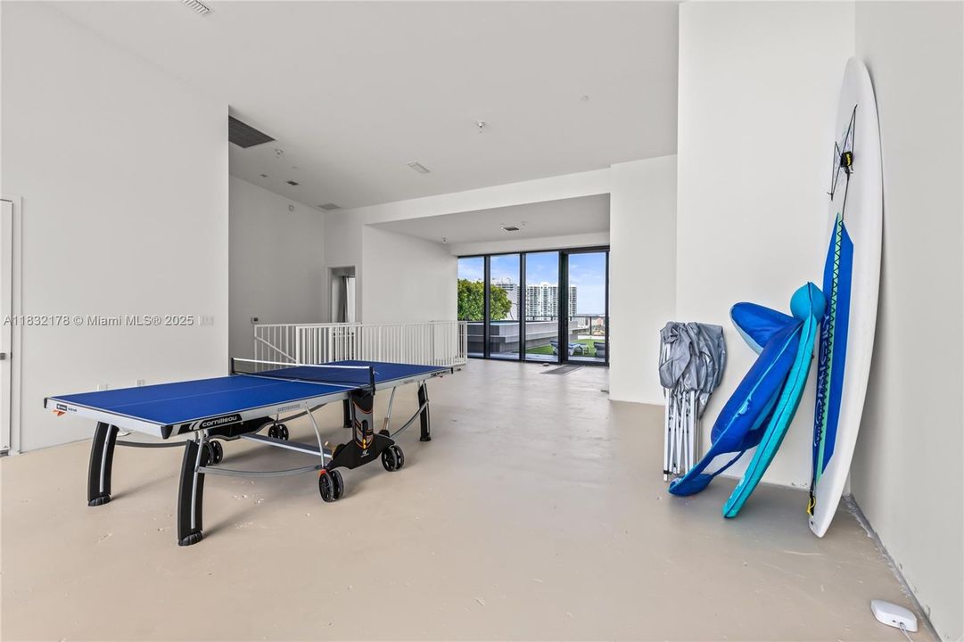 待售: $5,555,000 (5 贝兹, 6 浴室, 4417 平方英尺)