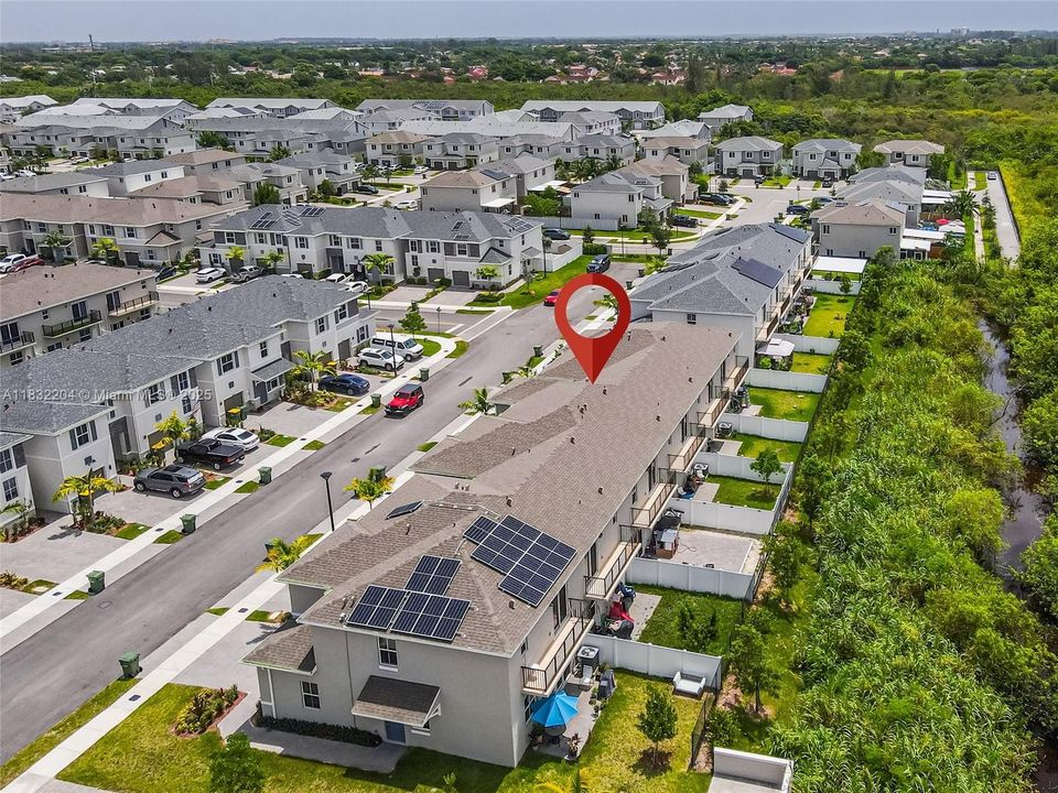 For Sale: $452,900 (3 beds, 2 baths, 1712 Square Feet)