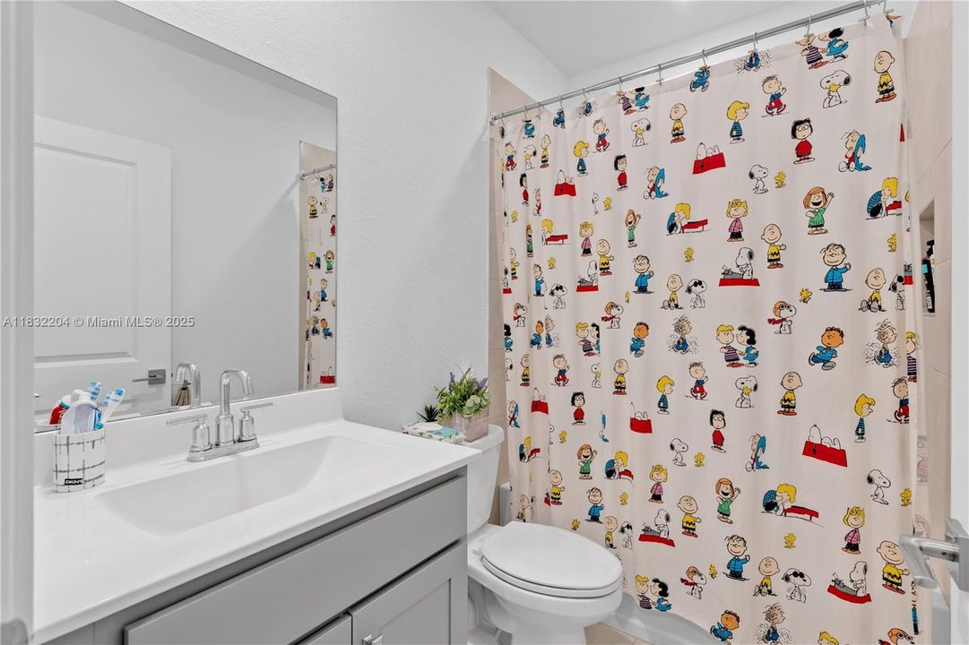 For Sale: $452,900 (3 beds, 2 baths, 1712 Square Feet)