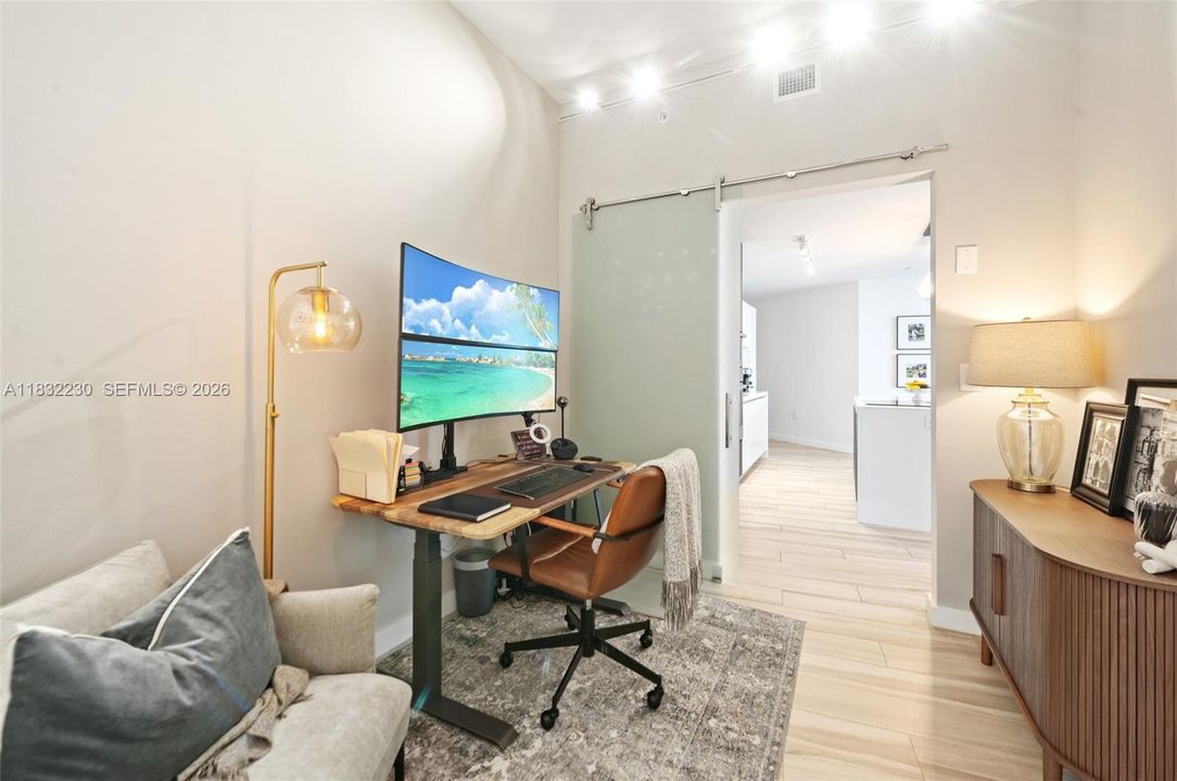 En Venta: $1,300,000 (2 camas, 3 baños, 1559 Pies cuadrados)