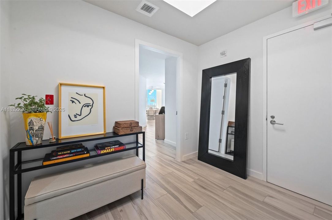 En Venta: $1,300,000 (2 camas, 3 baños, 1559 Pies cuadrados)