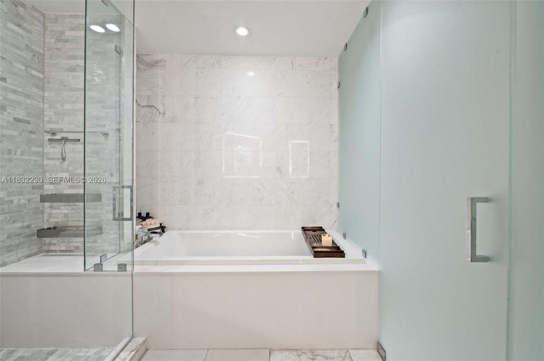 En Venta: $1,300,000 (2 camas, 3 baños, 1559 Pies cuadrados)